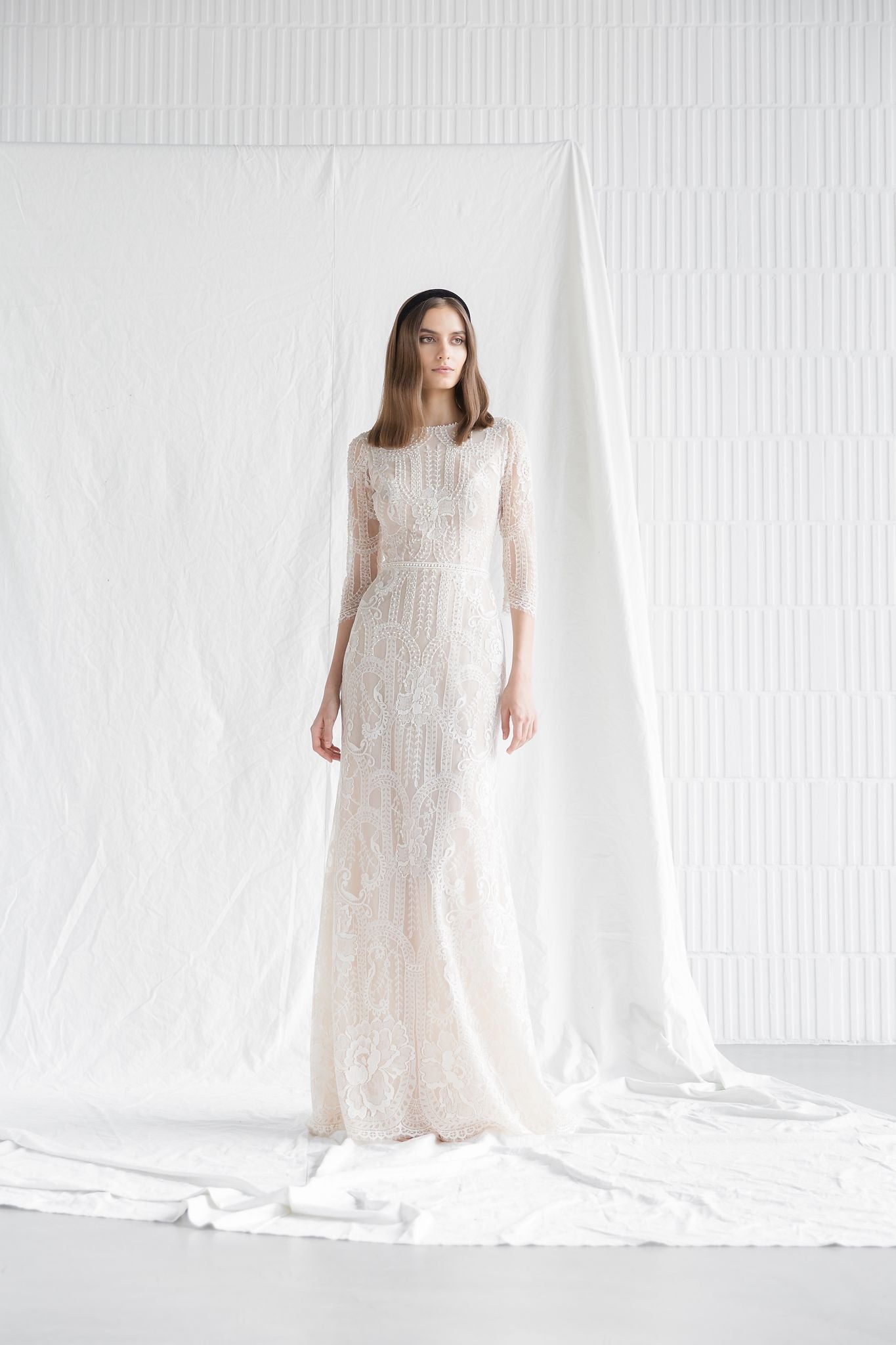 Divine Atelier - B