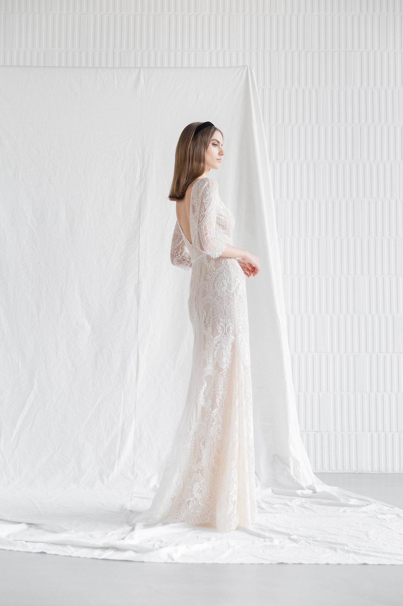 Divine Atelier - B